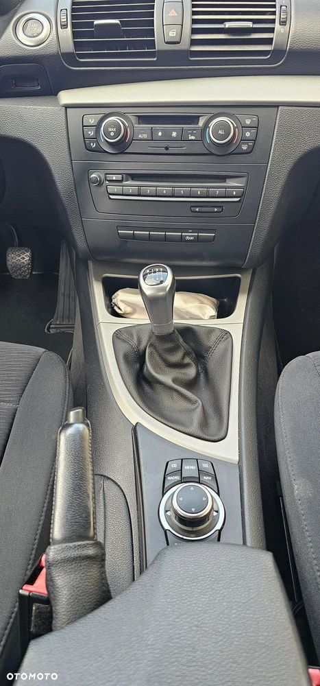 BMW Seria 1 116d - 11