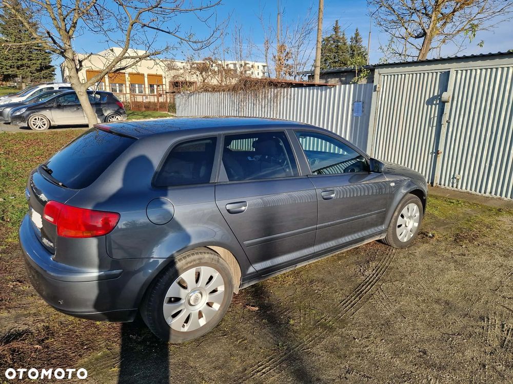 Audi A3 Sportback 1.9 TDI Attraction - 14