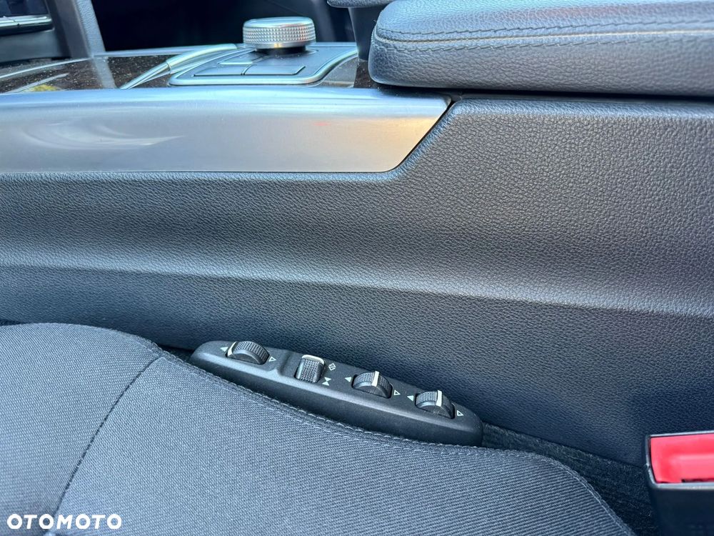 Mercedes-Benz Klasa E 220 BlueTEC 7G-TRONIC Elegance - 19