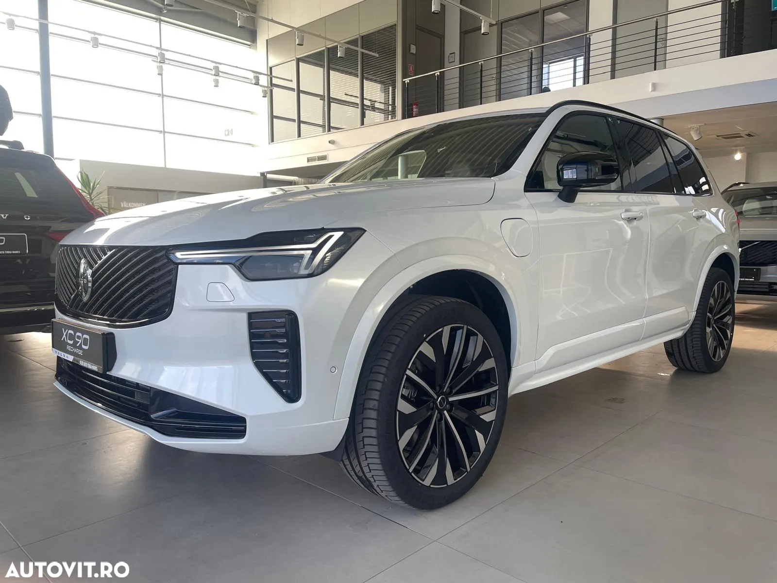Volvo XC 90 Recharge T8 AWD Plus Dark - 3