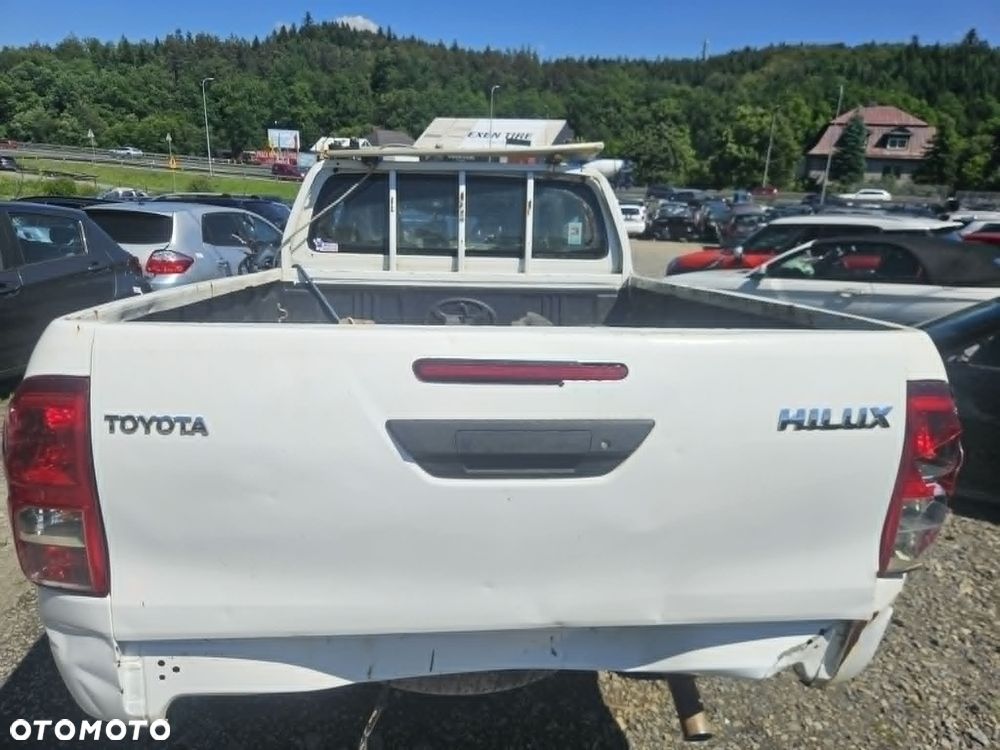 Toyota Hilux - 7