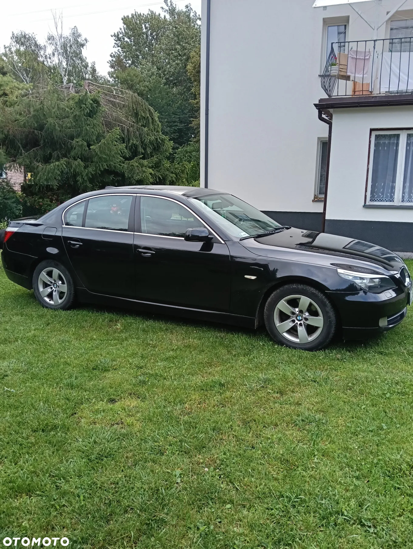BMW Seria 5 520i - 4