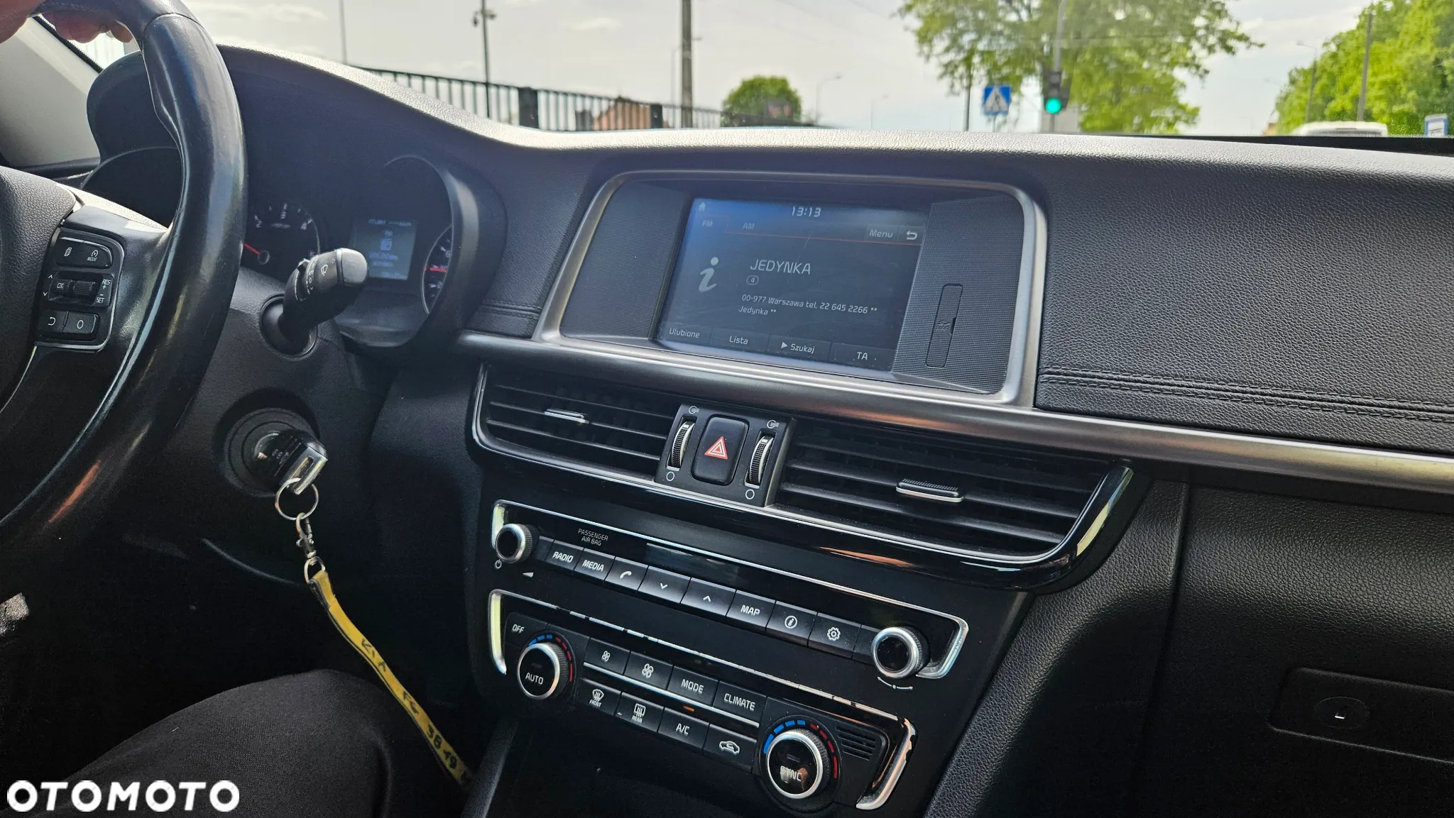 Kia Optima - 28