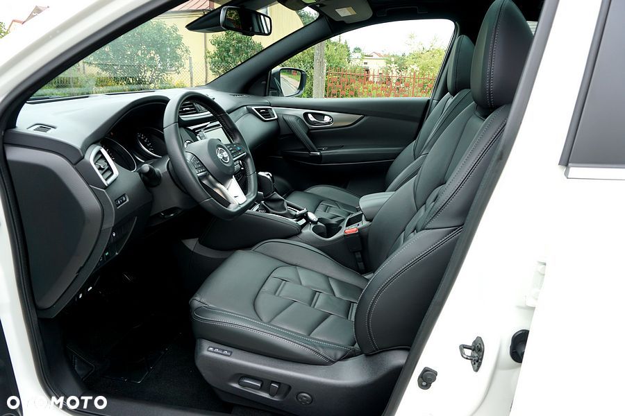Nissan Qashqai 1.3 DIG-T DCT TEKNA+ - 19