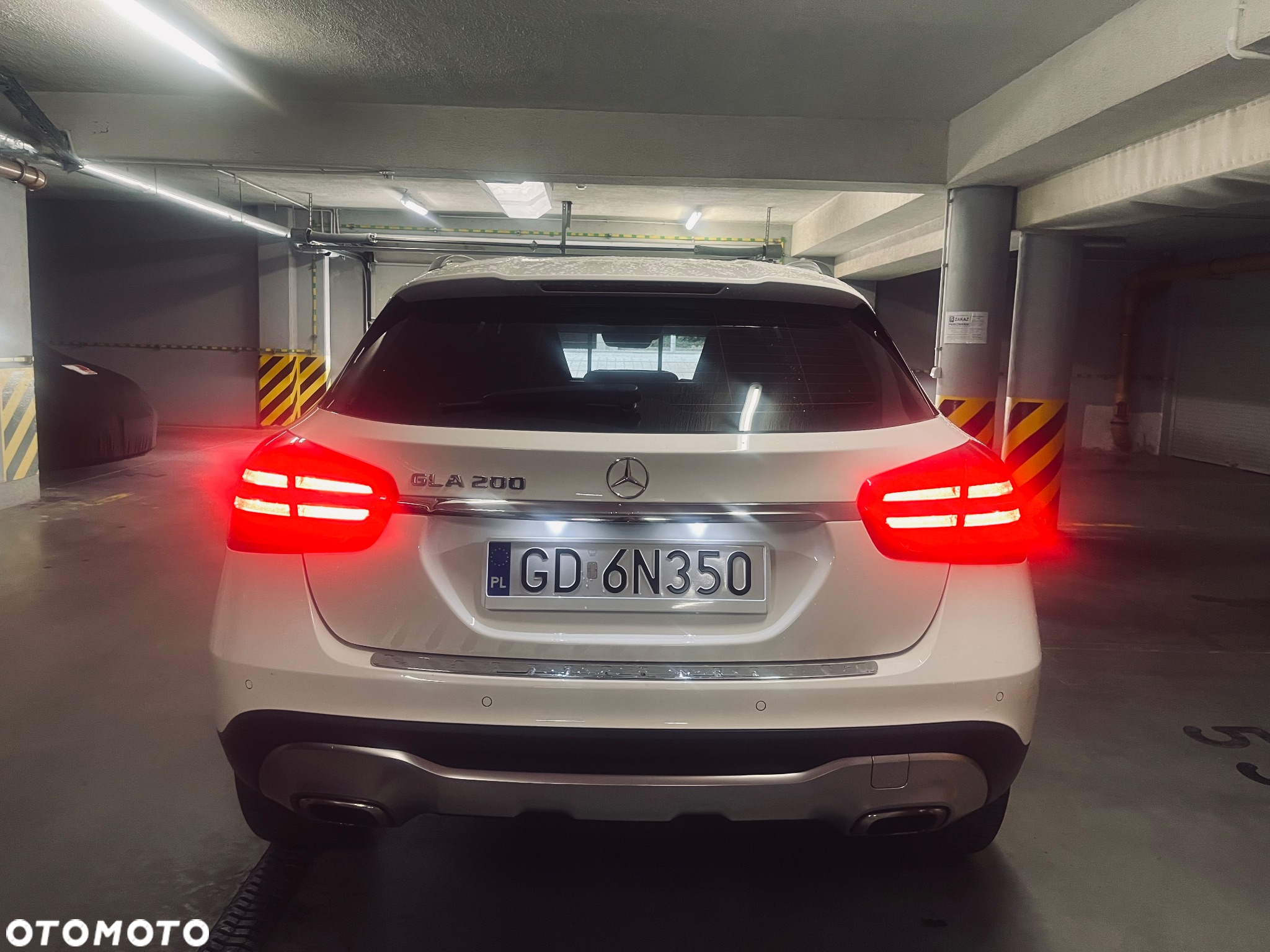 Mercedes-Benz GLA 200 7G-DCT Urban - 22