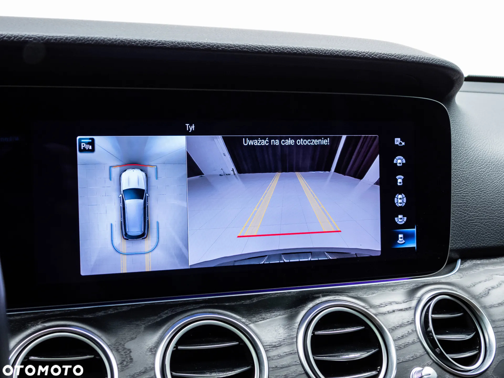 Mercedes-Benz Klasa E 220 d 4-Matic All-Terrain Avantgarde - 24