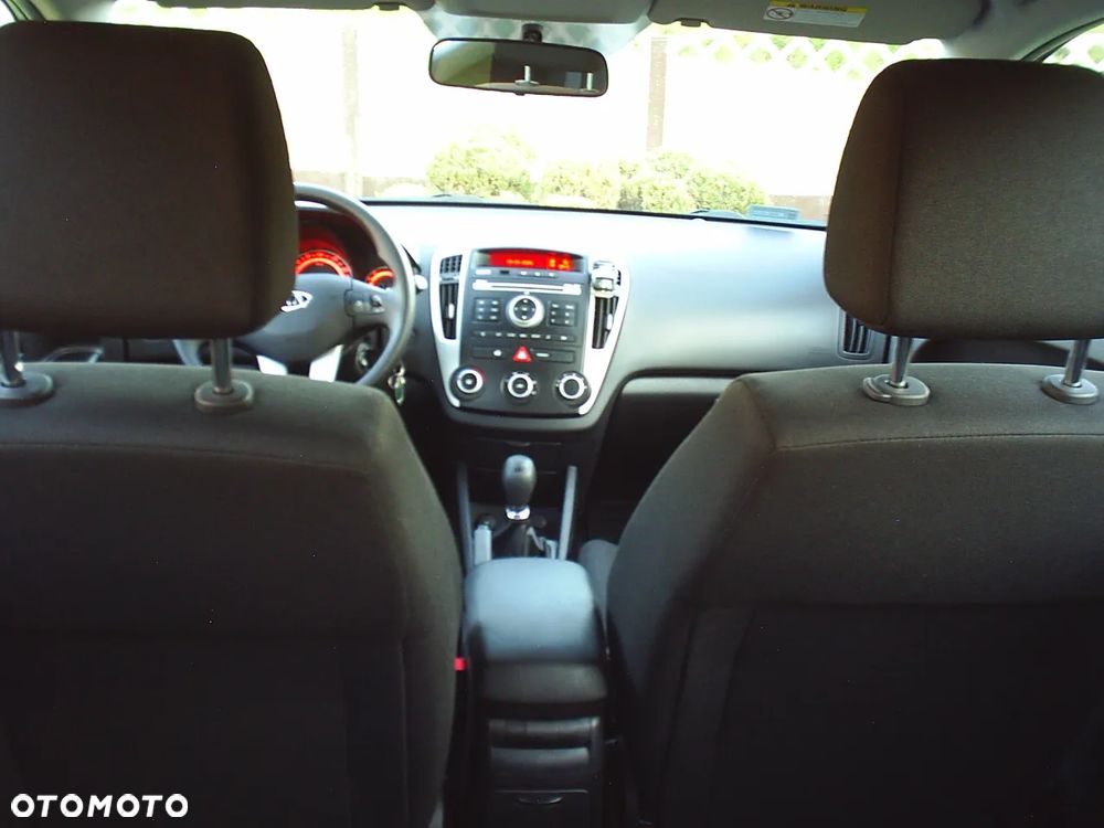 Kia Ceed 1.4 S Euro2012 - 12