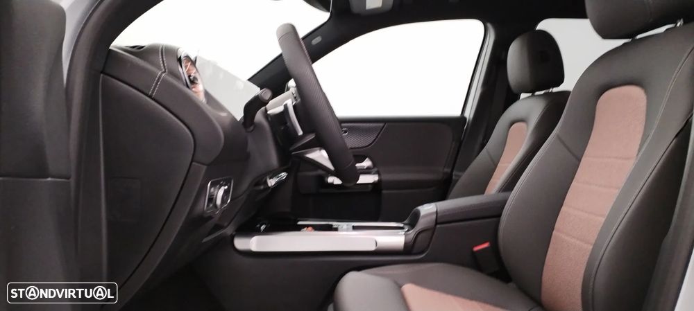 Mercedes-Benz EQB 250+ Edition - 23