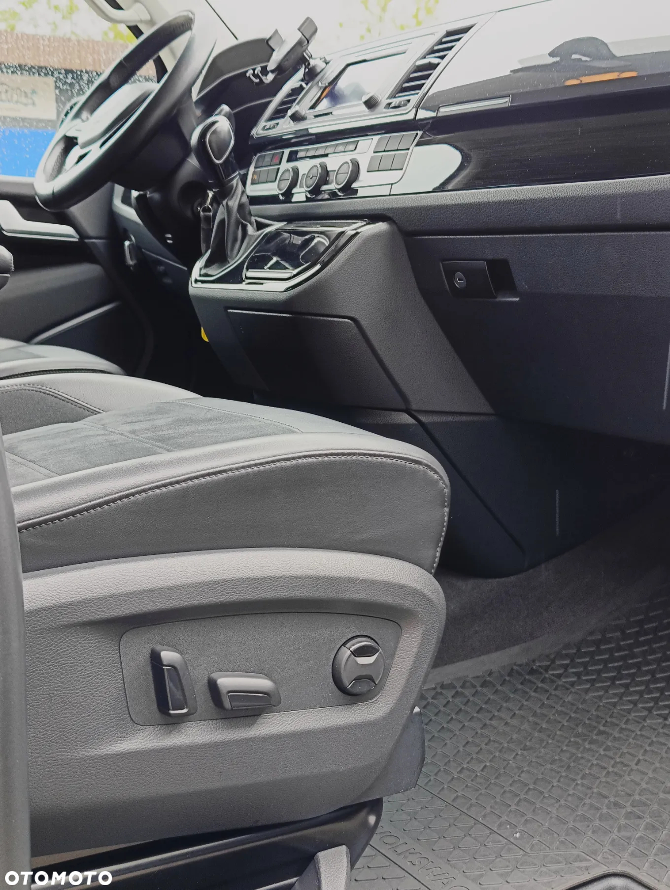 Volkswagen Multivan 2.0 BiTDI L1 Highline DSG - 16