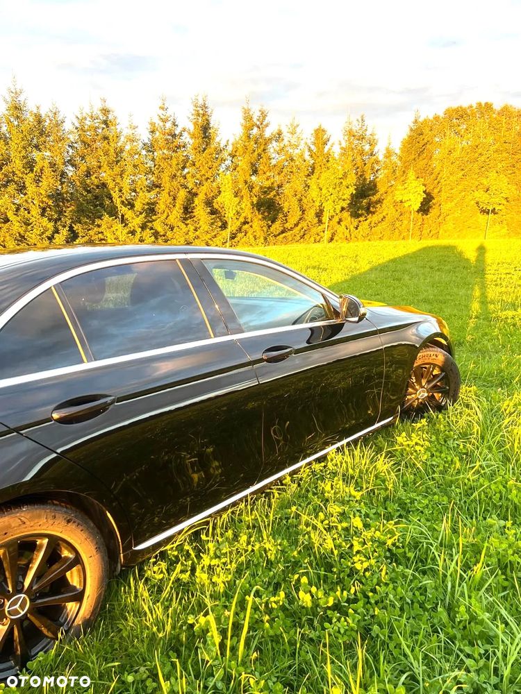 Mercedes-Benz Klasa E 220 d 4-Matic Business Edition 9G-TRONIC - 7
