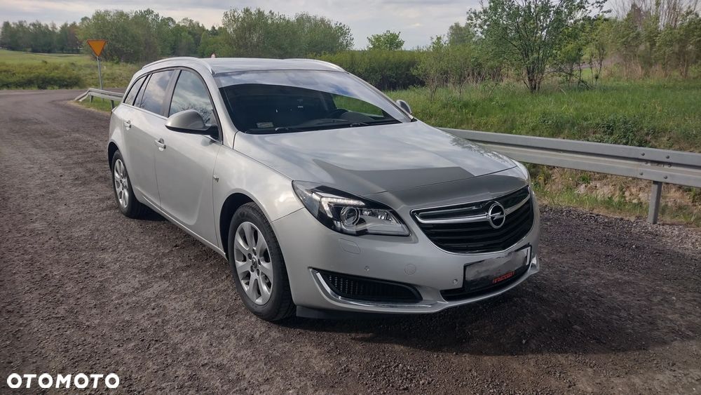 Opel Insignia 2.0 CDTI 4x4 Automatik Sport - 2