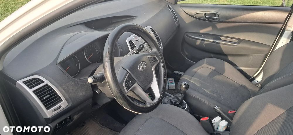 Hyundai i20 1.2 Edition 20 - 9