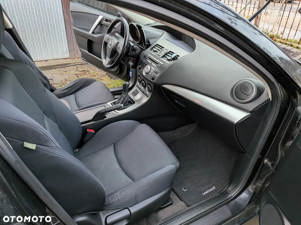 Mazda 3 1.6 Sport Comfort - 24