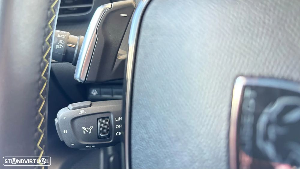 Peugeot 2008 1.2 PureTech GT EAT8 - 9