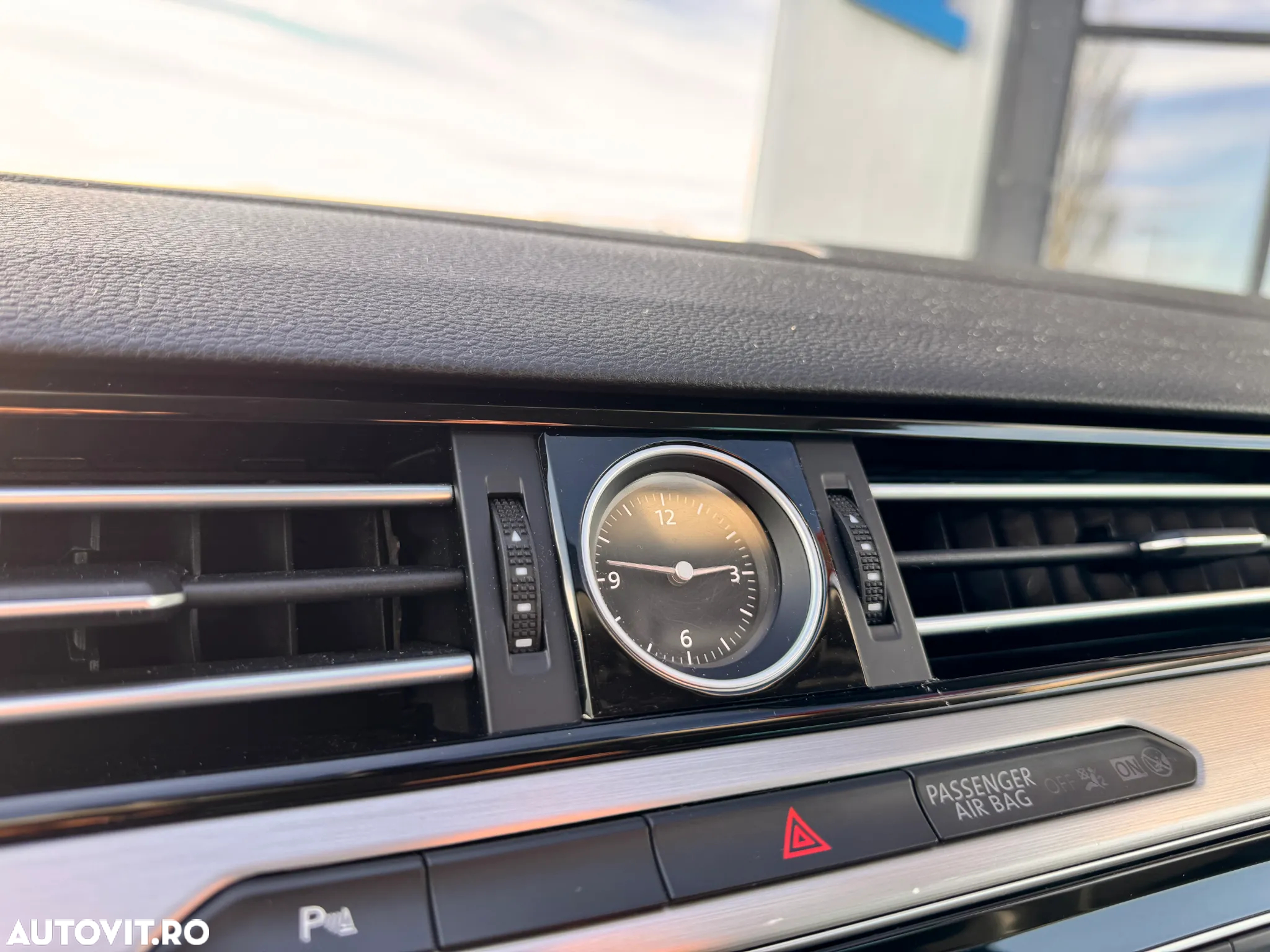 Volkswagen Passat Variant 2.0 TDI DSG 4Motion Highline - 34