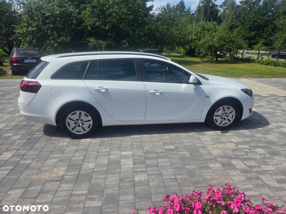 Opel Insignia - 10