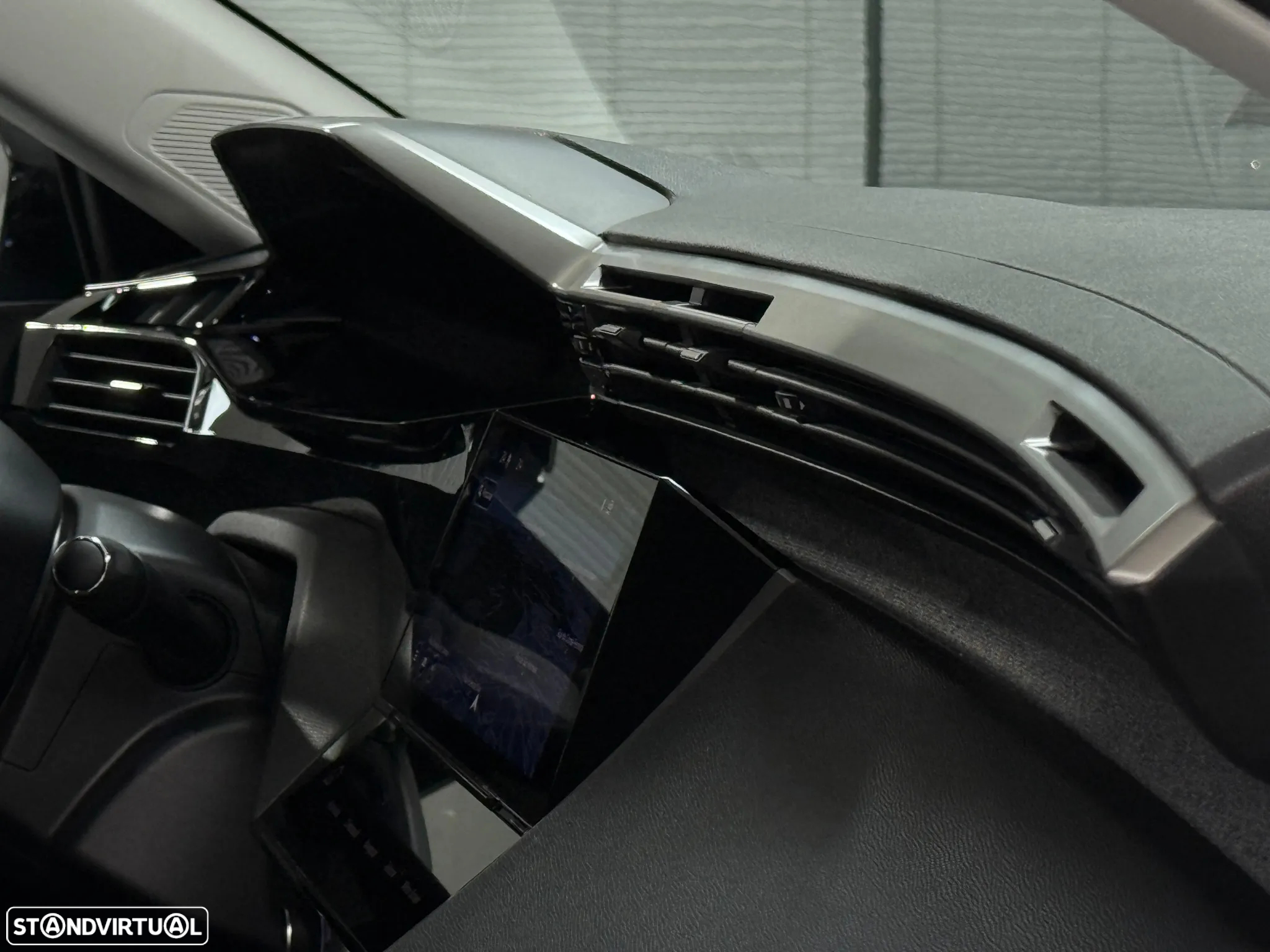 Peugeot 308 1.2 PureTech Allure - 27