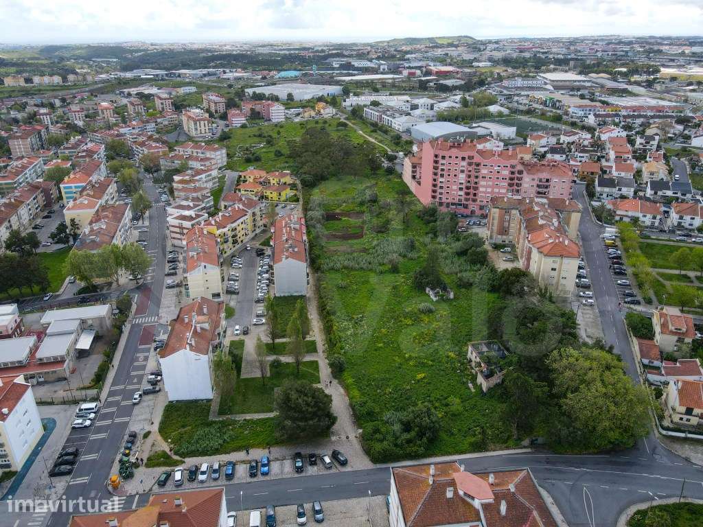 Terreno com Projeto Aprovado de Loteamento pela CMS para 8 Prédios,... - Grande imagem: 2/9