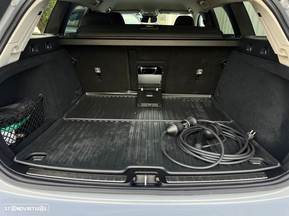 Volvo V60 2.0 T6 AWD TE Plus Dark - 39