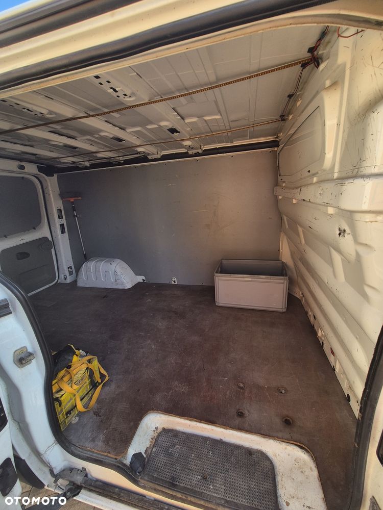 Renault Trafic - 8