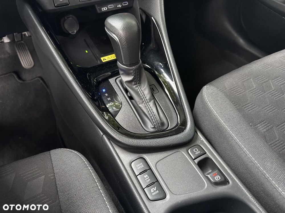 Toyota Yaris Hybrid 1.5 Style - 21