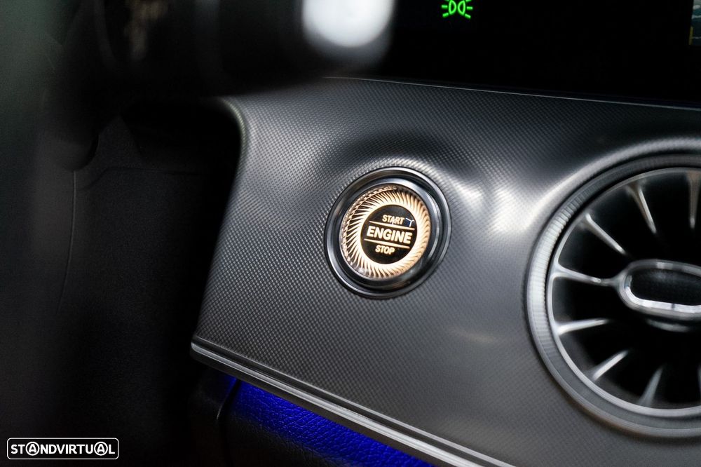 Mercedes-Benz E 220 d AMG Line - 43