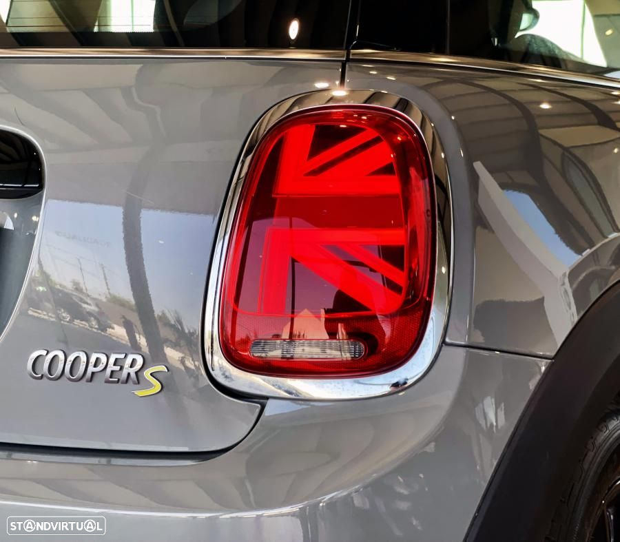 MINI 3 Portas Cooper SE Classic - 8