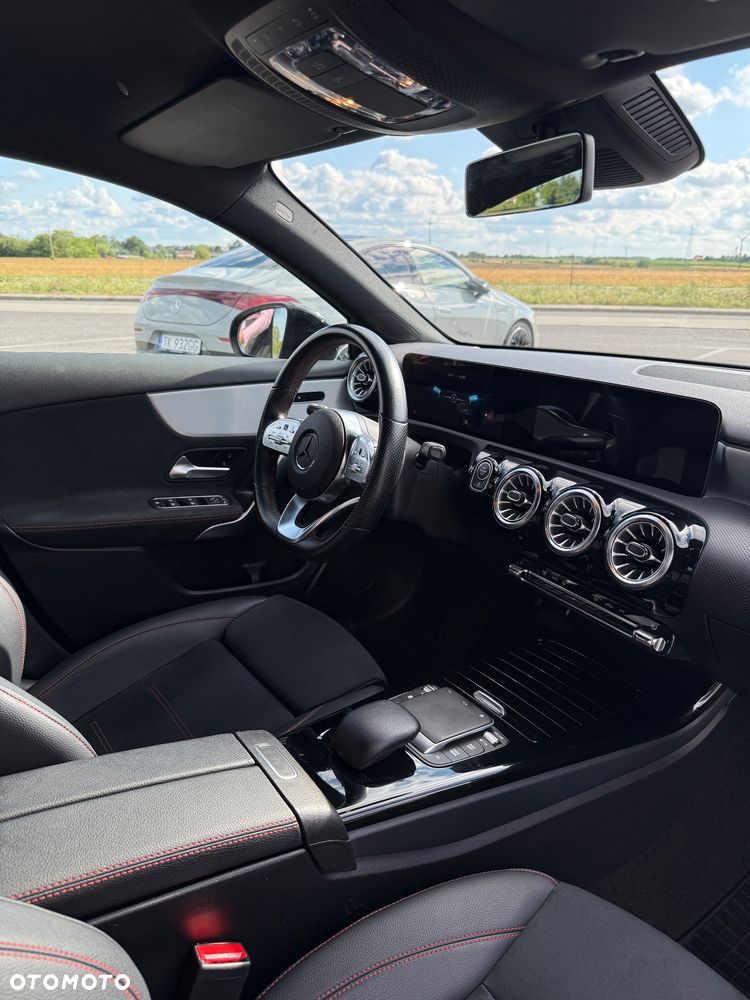 Mercedes-Benz Klasa A 180 AMG Line 7G-DCT - 8