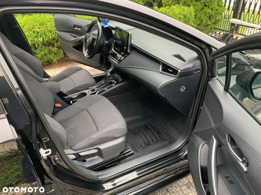 Toyota Corolla 1.8 Business Edition - 19