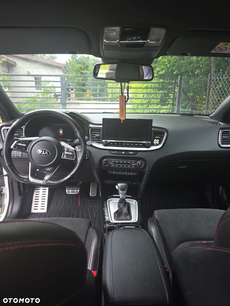 Kia ProCeed 1.6 T-GDI GT DCT - 8