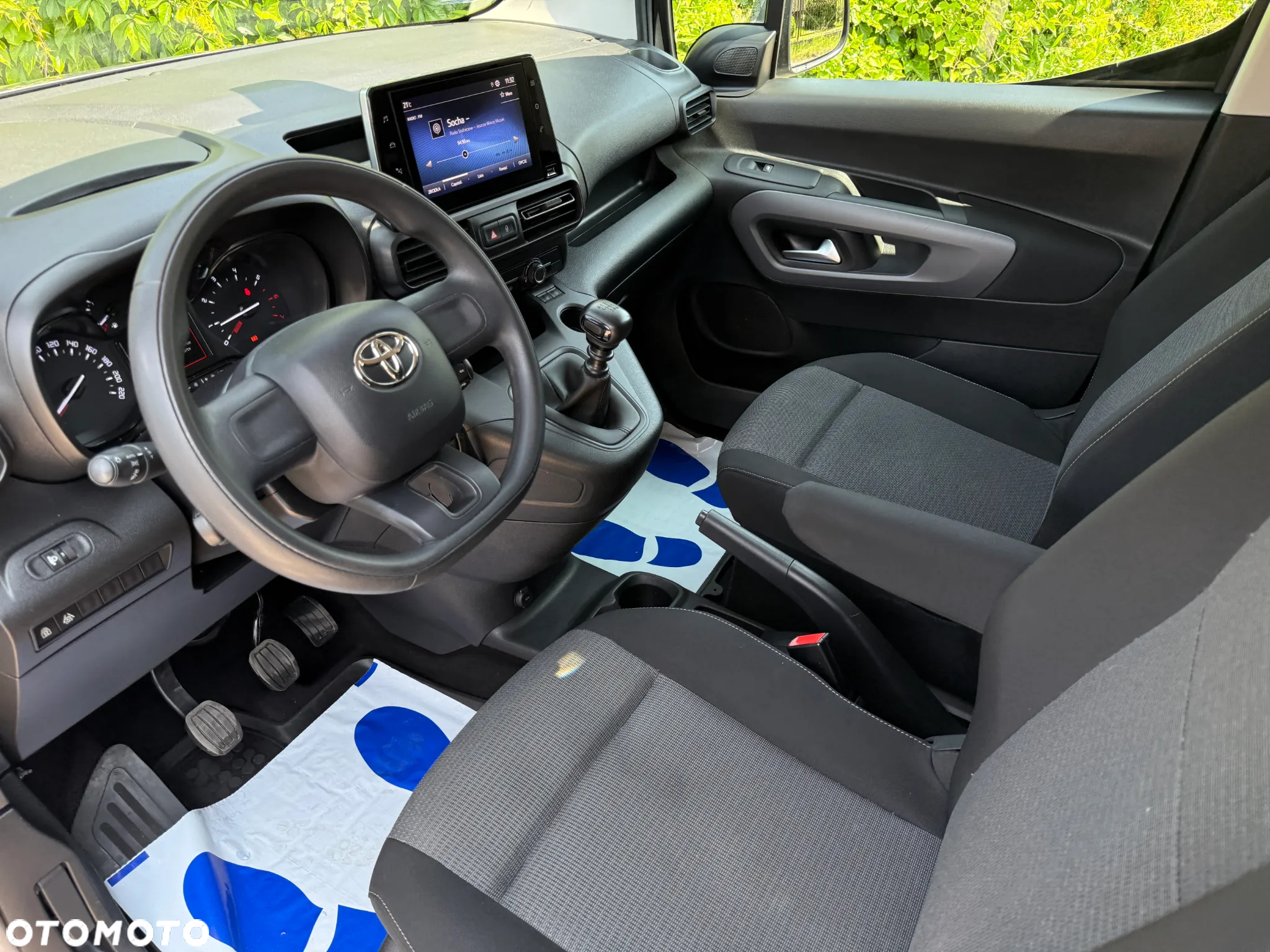 Toyota Proace City Verso Long 1.5 D-4D Business - 10