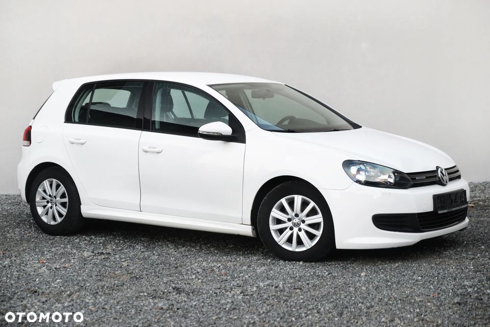 Volkswagen Golf 1.6 TDI BlueMotion Technology Trendline - 21