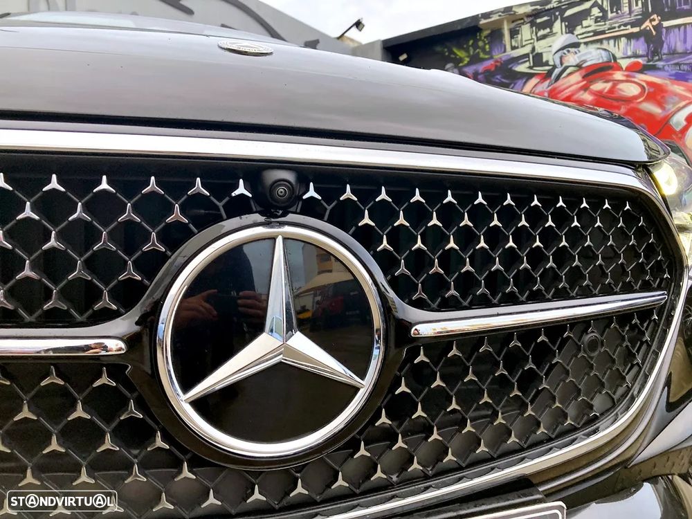 Mercedes-Benz E 300 e AMG Line - 54