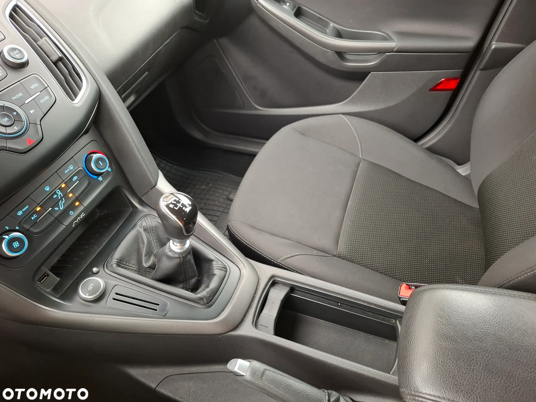 Ford Focus 1.5 TDCi Trend - 10
