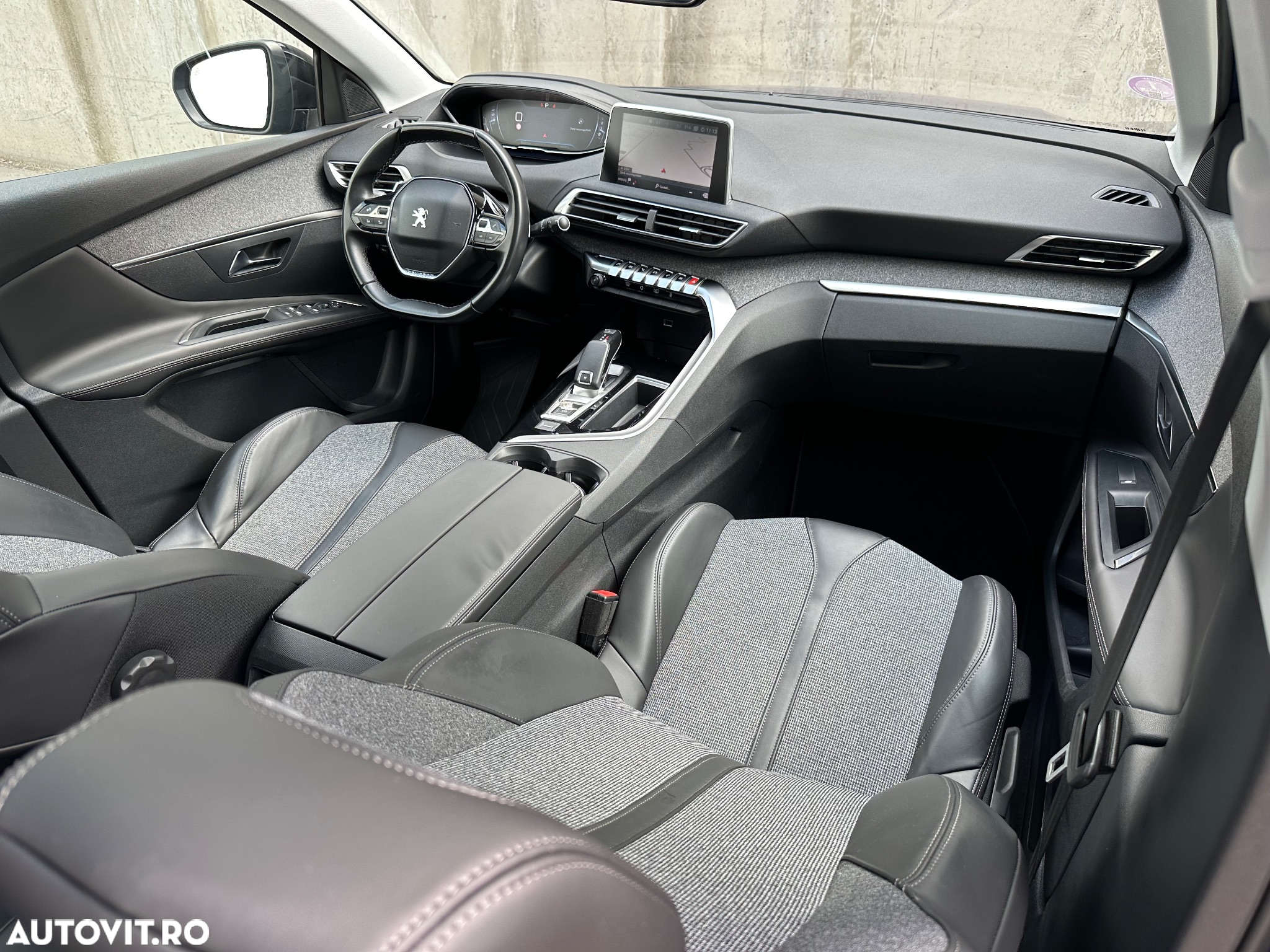 Peugeot 3008 PureTech 130 Stop & Start GPF EAT8 Allure - 16