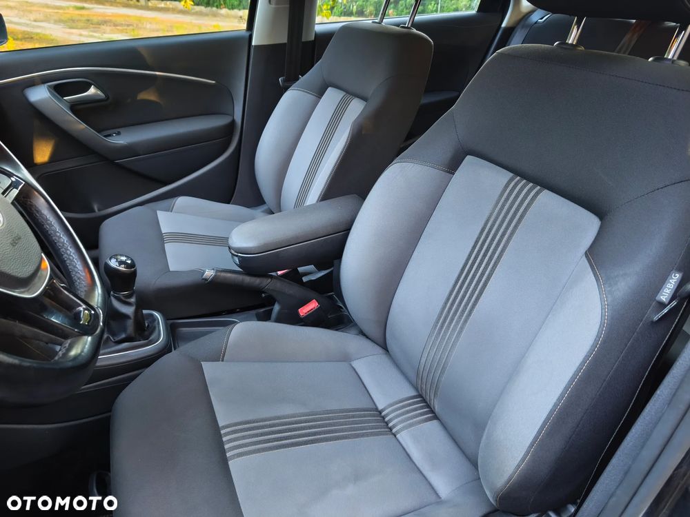 Volkswagen Polo 1.2 TSI Blue Motion Technology Allstar - 13