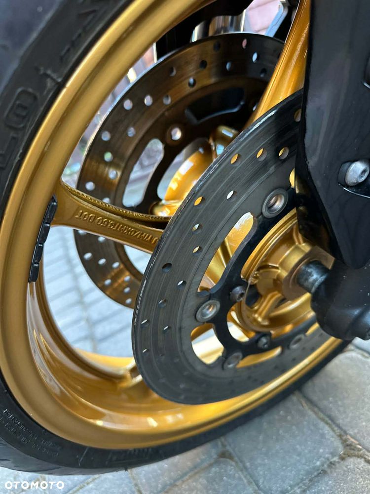 Yamaha FZ8 - 15