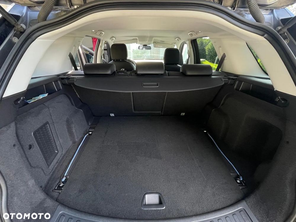 Land Rover Discovery Sport 2.0 D180 R-Dynamic HSE - 16