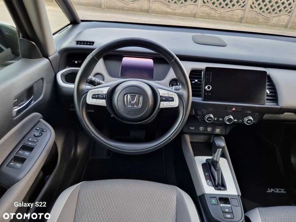 Honda Jazz 1.5 i-MMD Executive Crosstar (Czarny Dach) - 15