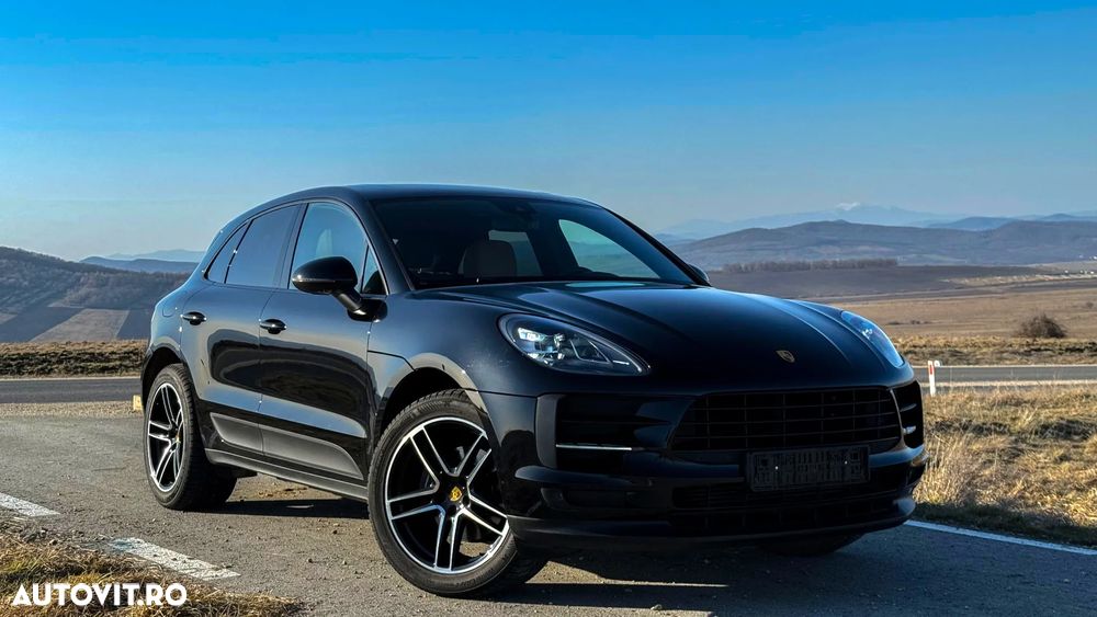 Porsche Macan - 1
