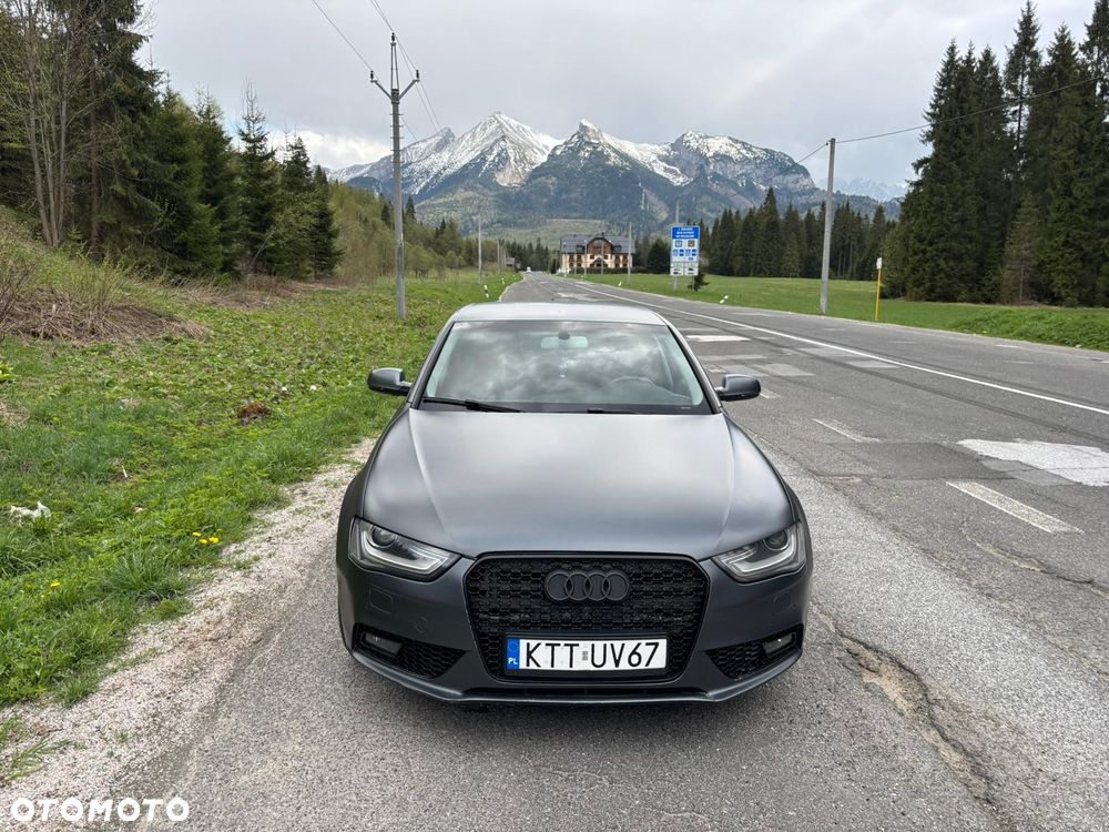 Audi A4 Limousine - 15