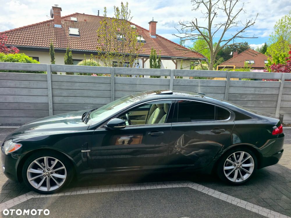 Jaguar XF 3.0 V6 D Premium Luxury - 7