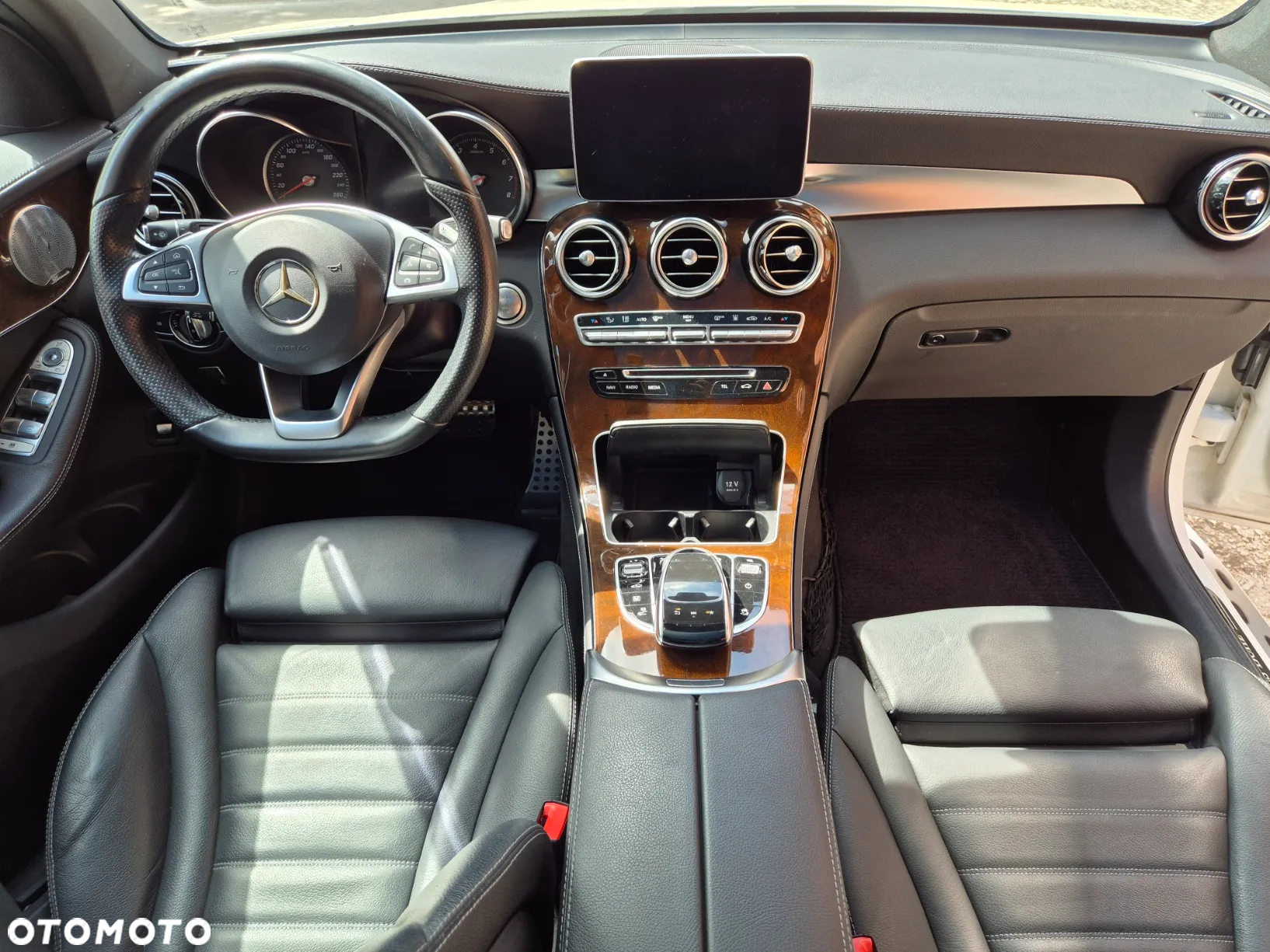 Mercedes-Benz GLC 350 e 4Matic 7G-TRONIC AMG Line - 17
