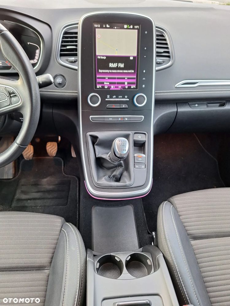Renault Scenic 1.2 TCe Energy SL Touch - 9