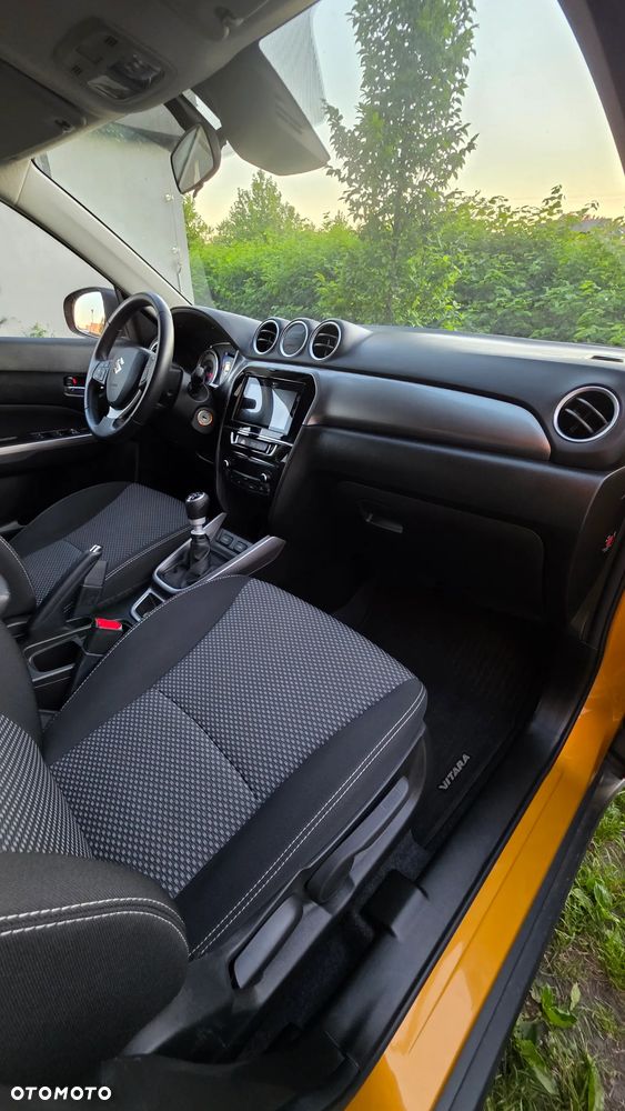 Suzuki Vitara 1.4 Boosterjet SHVS Premium 2WD - 14