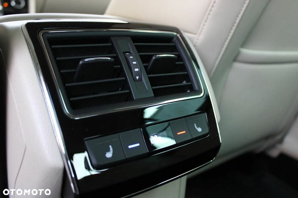 Skoda Superb 2.0 TSI 4x4 L&K DSG - 32