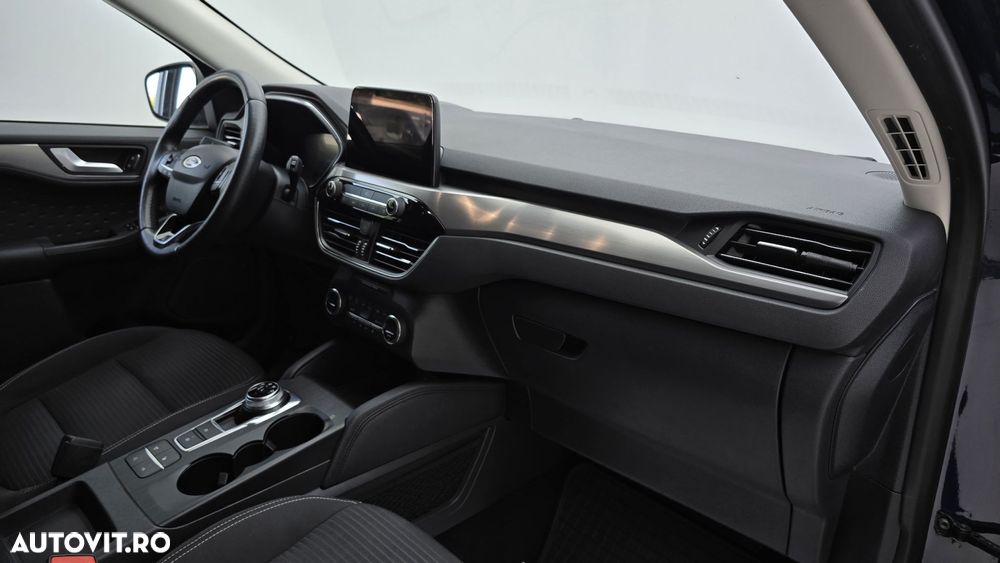 Ford Kuga - 20