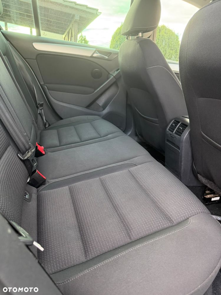 Volkswagen Golf - 3