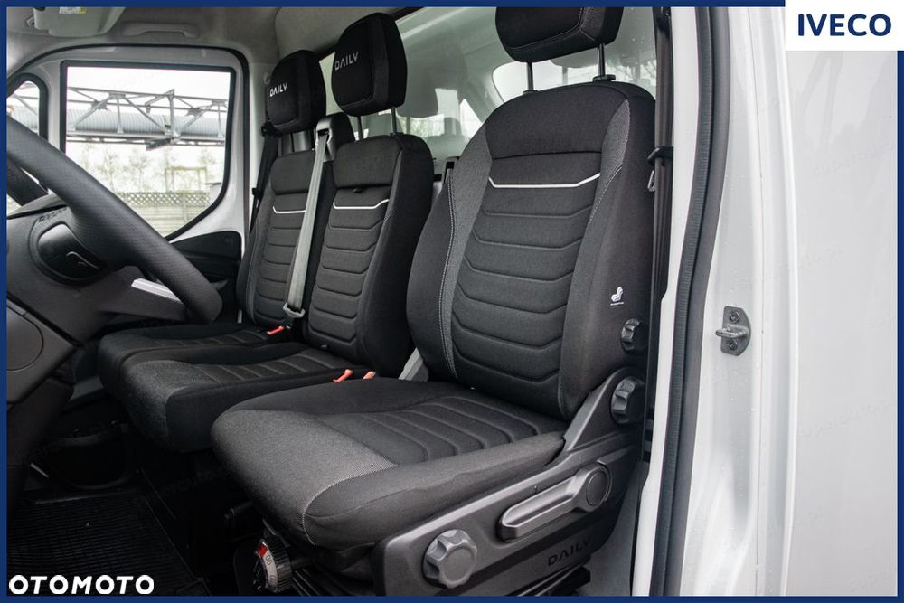 Iveco Daily 35S18 Kontener 8EP + Winda 3.0 180KM - 18