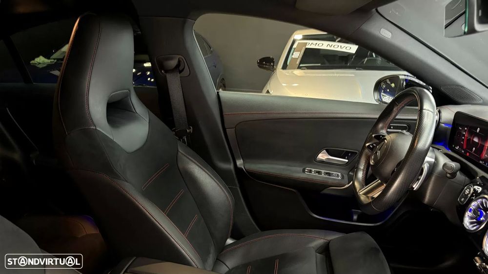 Mercedes-Benz CLA 180 d - 34